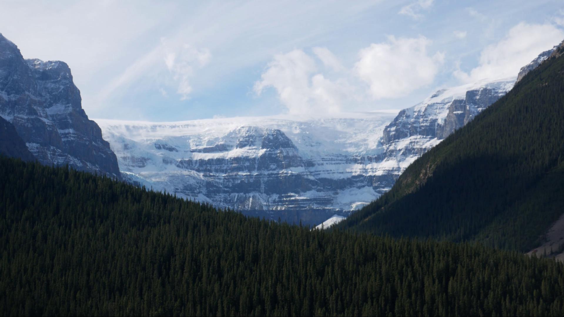 View of the Stutfield Glacier from the Stutfield Glacier Lookout on the Icefields Parkway between Jasper and Banff National Parks in Alberta, Canada. 