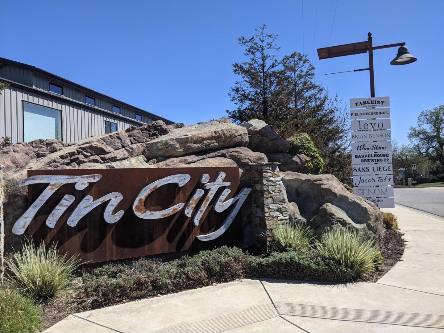 The sign for Tin CIty, a trendy neighborhood of tasting rooms, pubs, and shops, in Paso Robles, CA. 