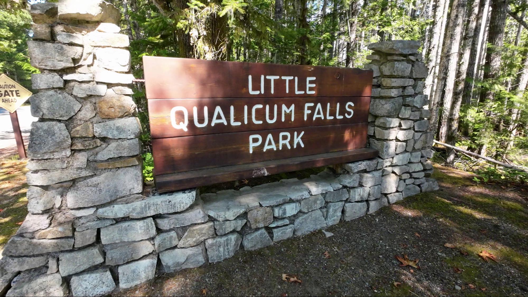 The sign at the entrance of Little Qualicum Falls Park